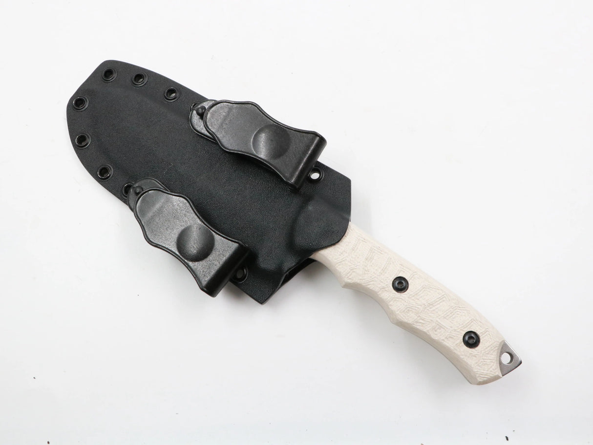 Messerfieber Dog in Kydex weiss geriffelt rückseite der kydex