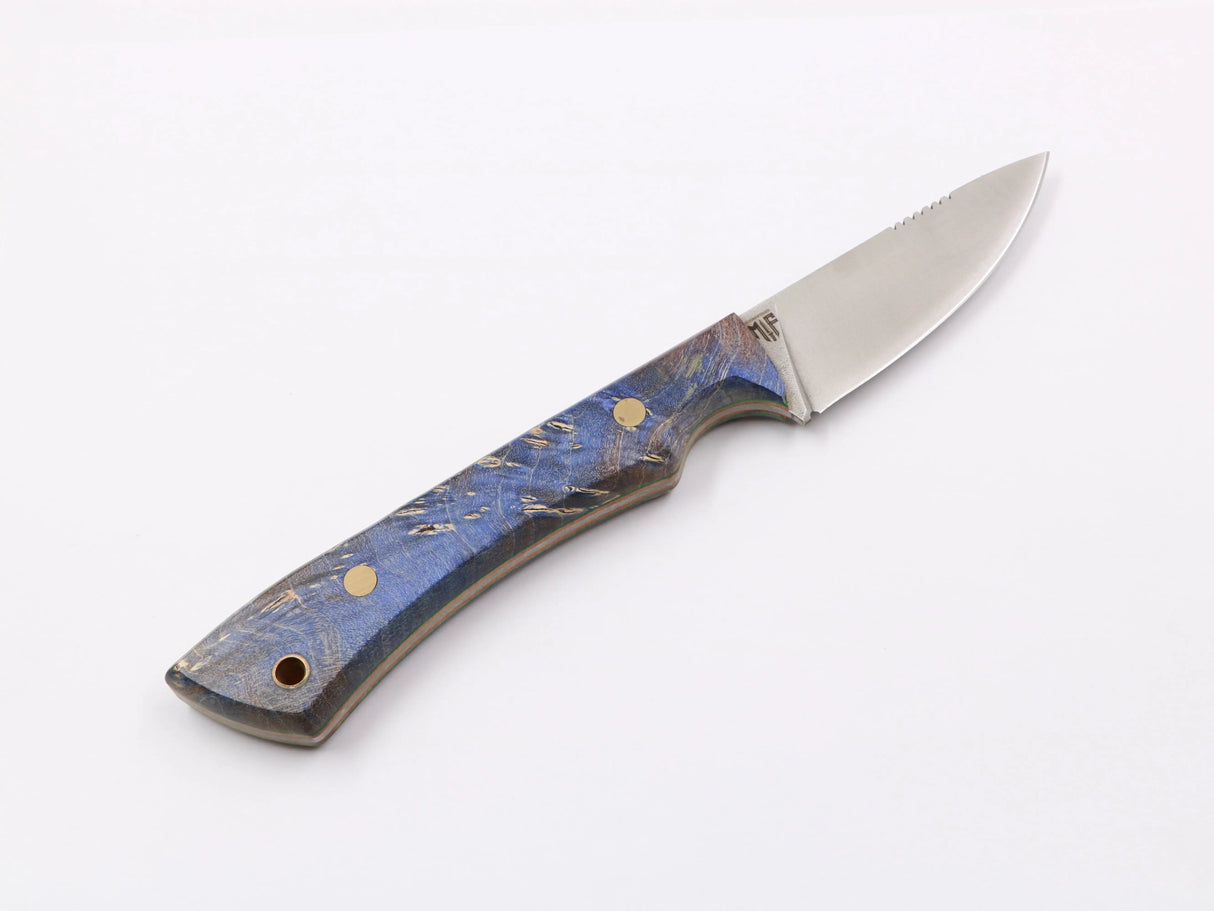 Farbspitzla – Einzelansicht, bunter Maser-Pappel-Griff, N690-Klinge 75 mm lila/blau