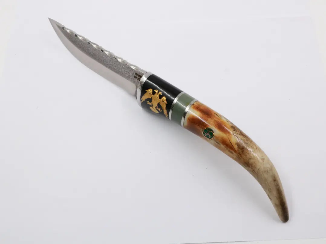 Knife fever staghorn blade