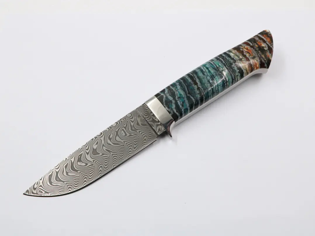 Damastklinge mit Muster von Balbach – 115 mm Klinge auf weißem Untergrund