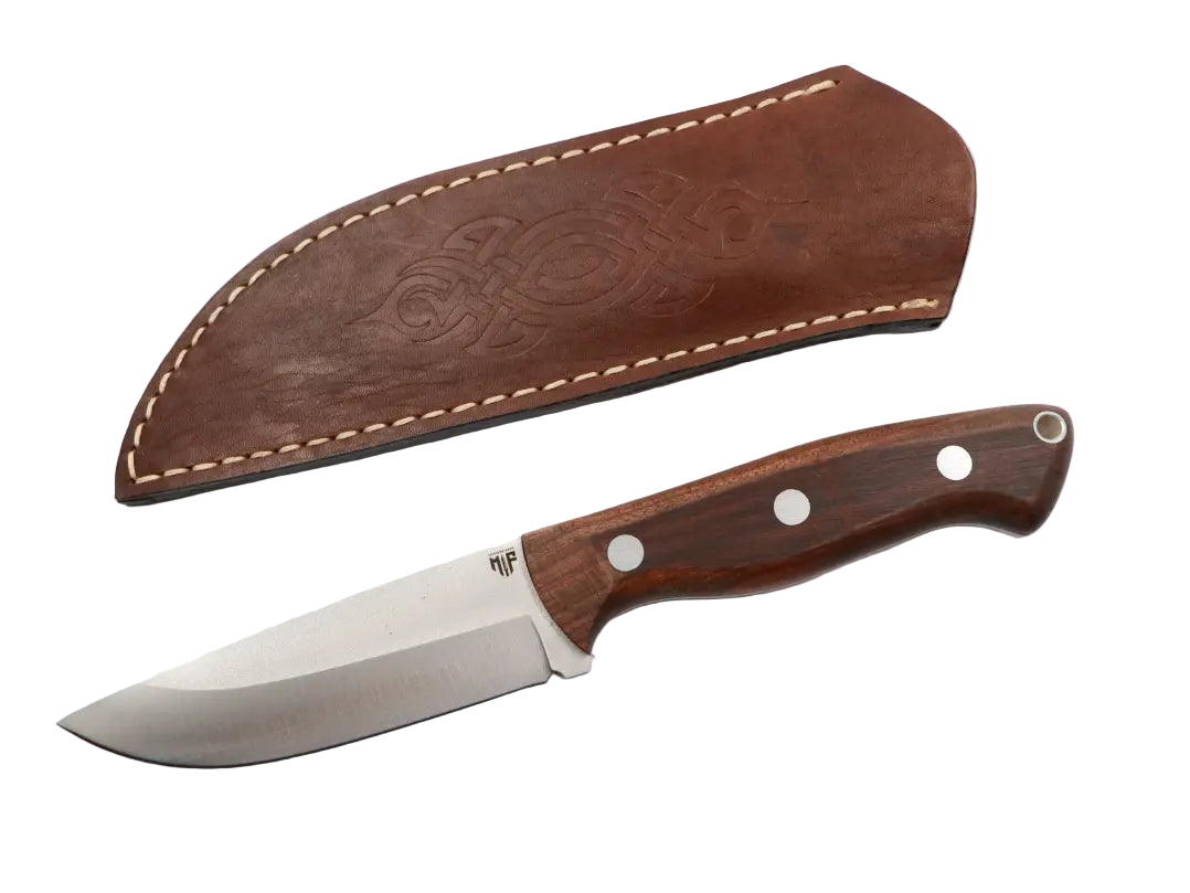 Hochwertiges Messer aus der Waldserie – robustes Outdoor- und Jagdmesser mit langlebiger Klinge, ergonomischem Griff und handgefertigter Lederscheide. Perfekt für Naturfreunde und Abenteurer.