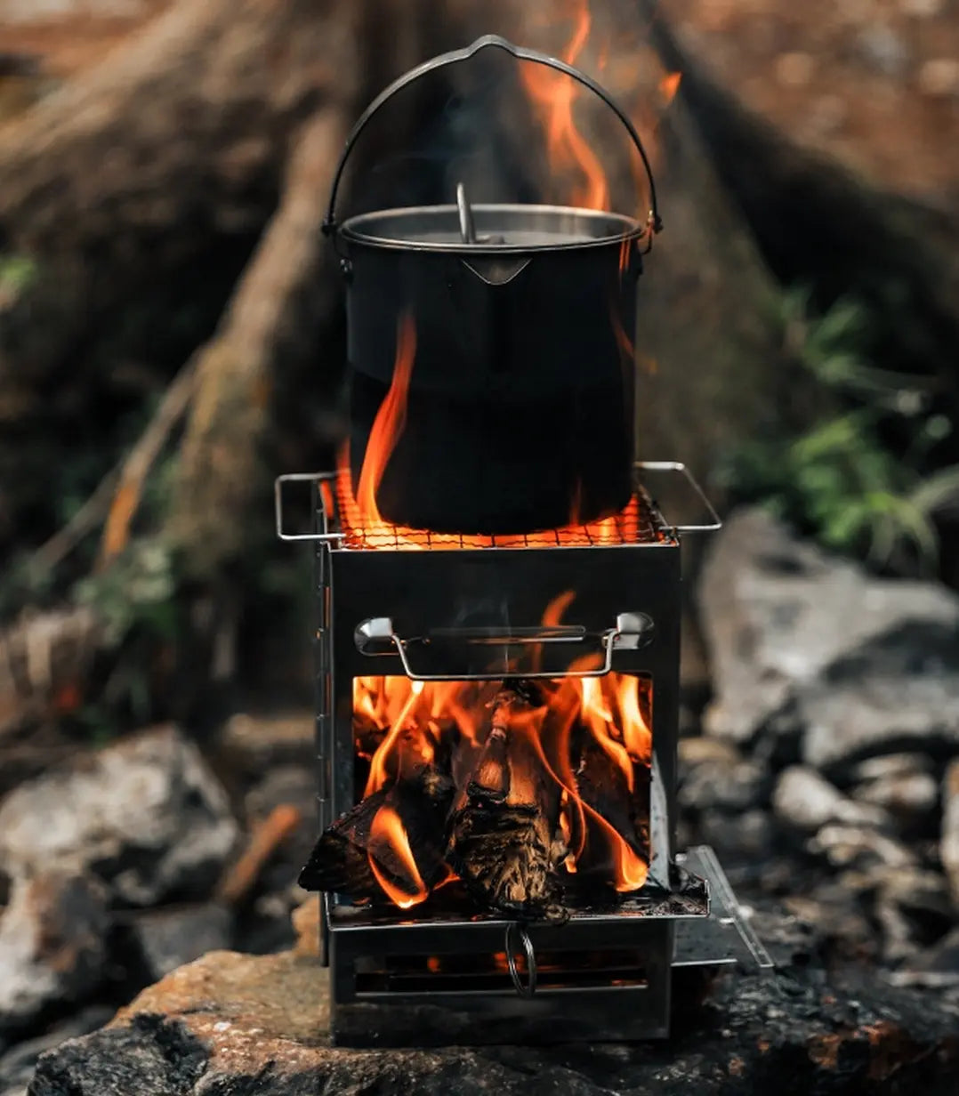 Messerfiebers Klappflamme: Camping Fire Pit Hobo