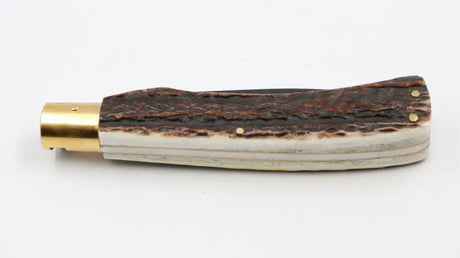 Hirschfieber H2 Taschenmesser – geschlossene Ansicht mit sichtbarem Griffende

