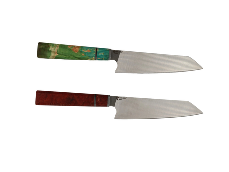 Zwei Kiritsuke Messer im Vergleich mit unterschiedlichen Resin Griff Farben