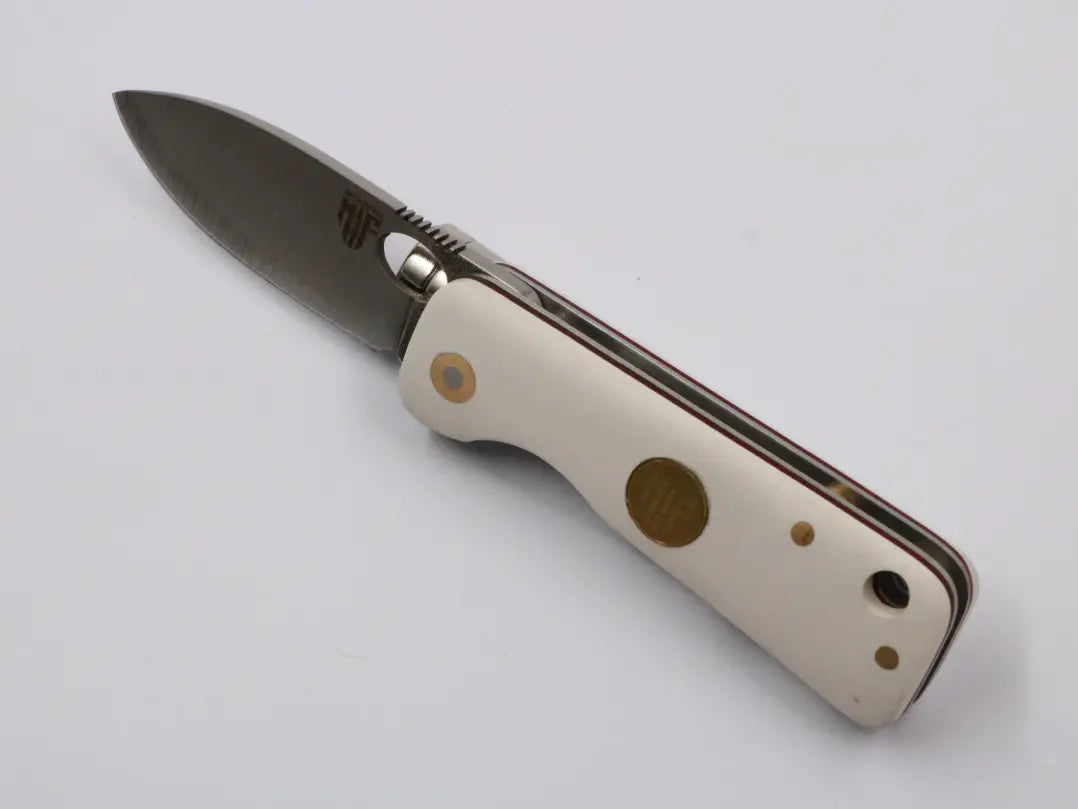 Messerfieber Compact Traveler Pocket Knife