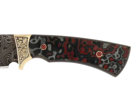Detailaufnahme Messerfieber Arkan 130 Damast mit dekorativem Micarta-Griff