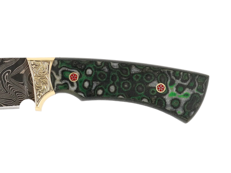 Detailaufnahme Messerfieber Arkan 130 Damast mit dekorativem Micarta-Griff