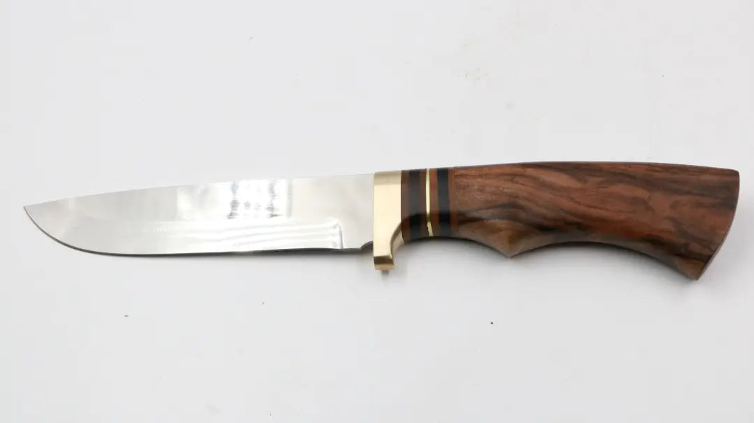 Hunting knife walnut wild hunter