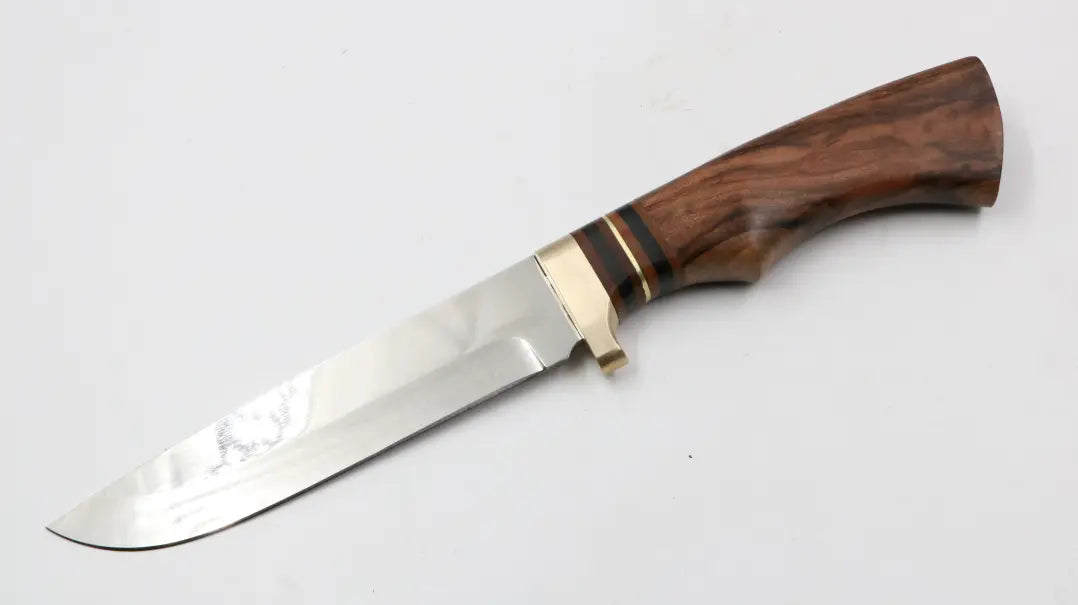 Hunting knife walnut wild hunter