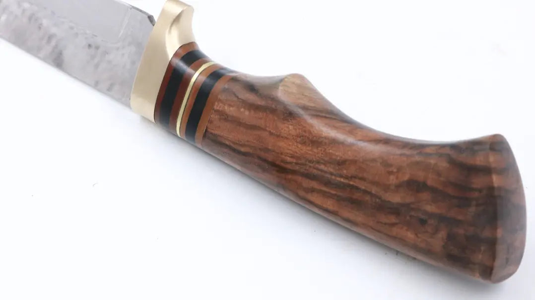 Hunting knife walnut wild hunter