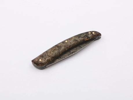 Damaststruktur variiert bei jedem Messer – kein Stück wie das andere