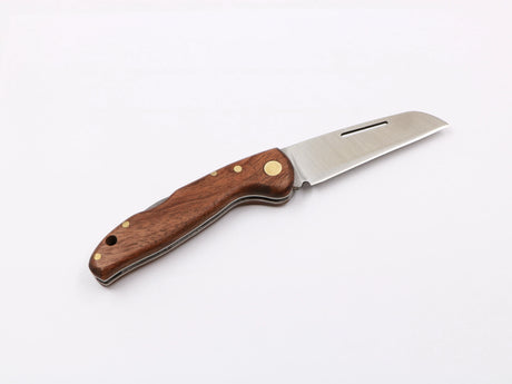 Detailaufnahme des Backlock-Verschlusses beim Klappmatrose Taschenmesser