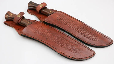 Komplett-Set des Survival Sultan Messers von Messerfieber inklusive Lederscheide