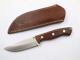 Hochwertiges Messer aus der Waldserie – robustes Outdoor- und Jagdmesser mit langlebiger Klinge, ergonomischem Griff und handgefertigter Lederscheide. Perfekt für Naturfreunde und Abenteurer.